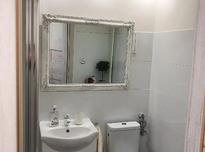 Kawalerka - Jelenia Gora, Dziel. Zabobrze Pansiyon